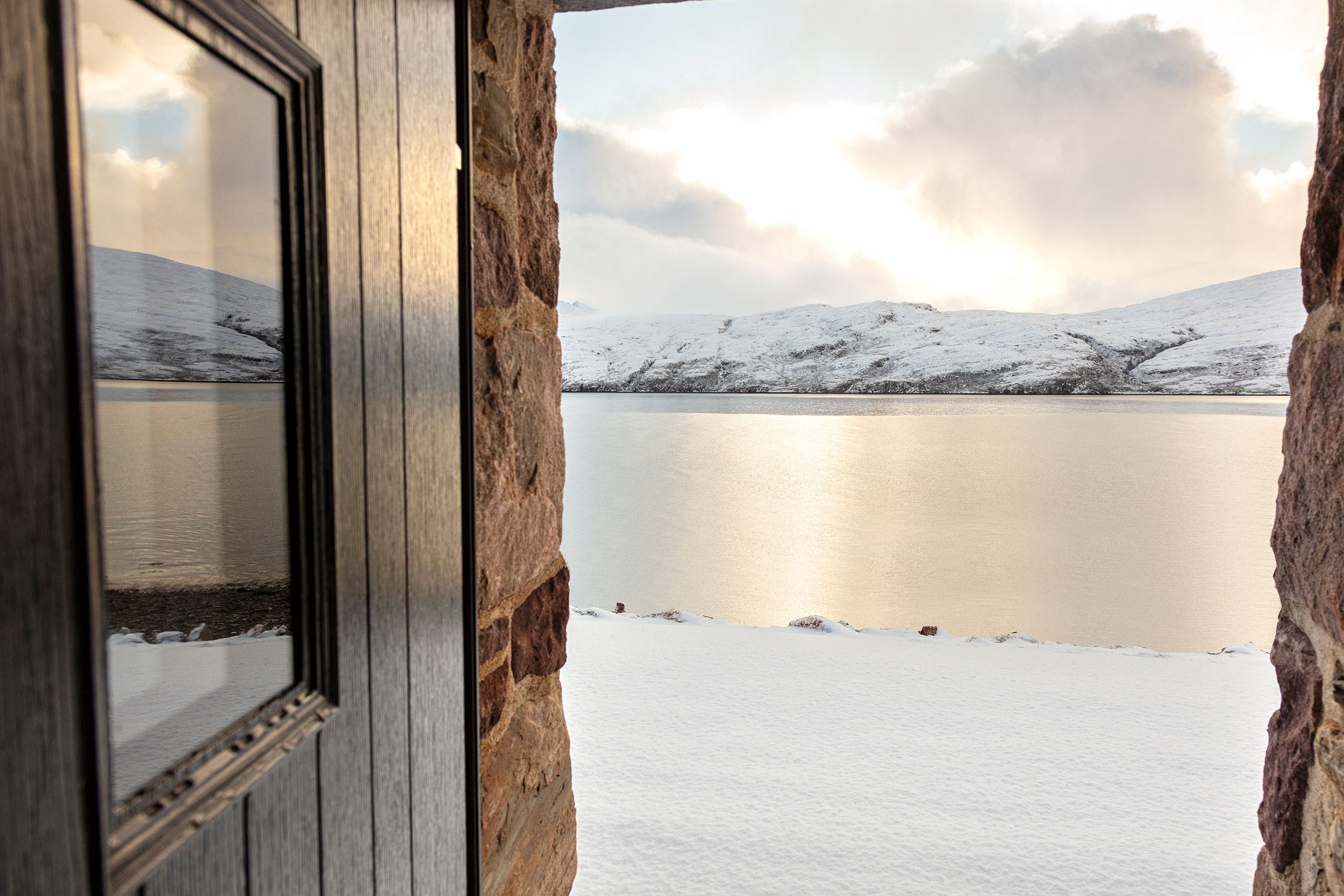 The Wreck Winter Snow - Ullapool Luxury Stone Cottages